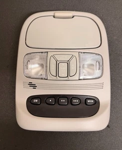 Lámpara de luz domo Toyota Sienna 2007 2008 2009 2010 83290-08030 gris OEM - Imagen 1 de 5