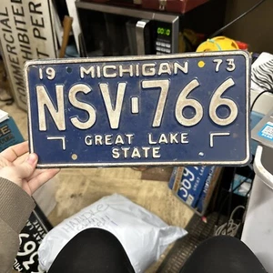 1973 Michigan License Plate NSV-766 Great Lake State - Picture 1 of 19
