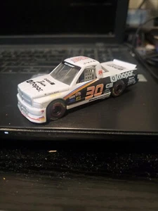 LOOSE, JIMMY HENSLEY #30 TEAM MOPAR DODGE RAM, 1996 RACING CHAMPIONS 1:64 - Picture 1 of 7