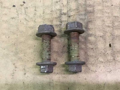 03 04 05 06 07 FORD F250 F350 6,0 L TUBO EGR PARA TUBOS DE ESCAPE PERNOS Foto 1 de 4