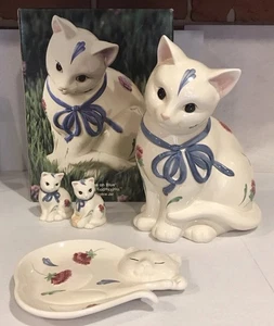 Lenox Mohnblumen auf blauem Barnyard Katze Kätzchen Keksdose Löffel Rest & Salz & Pfeffer - Bild 1 von 20