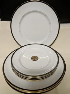 10 piatti neri Royal Doulton Oxford - 5 piatti, 5 insalate - Foto 1 di 3