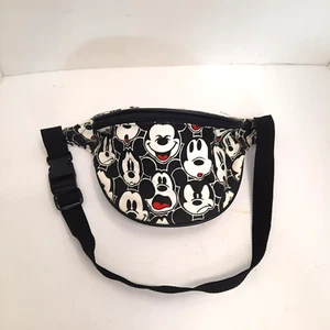 Mickey Mouse Fanny Pack Mickey & Co Honey Fashions New York - Picture 1 of 2