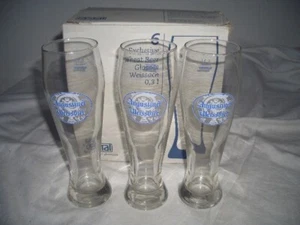 AUGUSTINER Bräu München - Weißbierglas 0,3 Damenglas - Dekor weiss-blau - neu - Bild 1 von 3