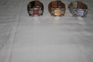 Dufonte Lucien Piccard Uhr Damen 3 silberfarbene rote Rubine, gelbes, lila Zifferblatt - Bild 1 von 13