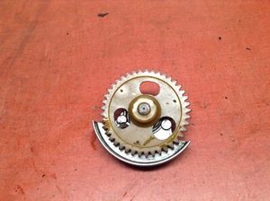 1985 85 YAMAHA DX 225 OIL PUMP  - Bild 1 von 2