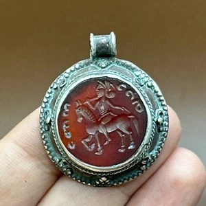 Ancient Near Eastern King Riding Horse Intaglio Agate Lovely Silver Pendent - Picture 1 of 10