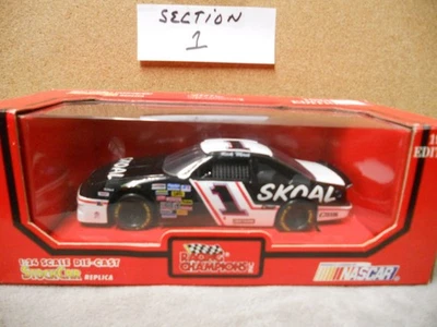 1/24 Racing Champions 1994 NASCAR #1 Rick Mast Skoal Ford T-Bird Foto 1 de 3