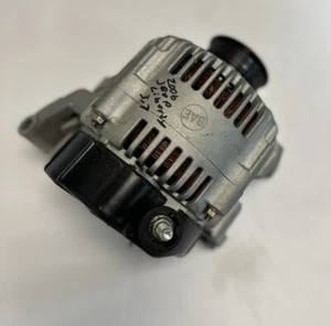 2002 2003 2004 2005 2006 2007 JEEP LIBERTY Alternator 3.7 OEM - Picture 1 of 4