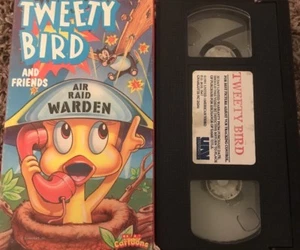 Tweety Bird Air Raid Warden VHS Video 1990 Presto Chango Molly Cow Indians - Picture 1 of 4