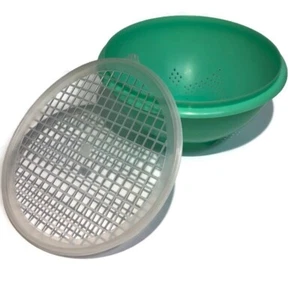 Vintage Tupperware Green Colander Strainer Bowl #339-3 with Lid #516-7 EUC - Picture 1 of 11