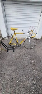 1980's Falcon Team Banana Bike In White And Yellow Original Bar Tape And Saddle - Picture 1 of 7