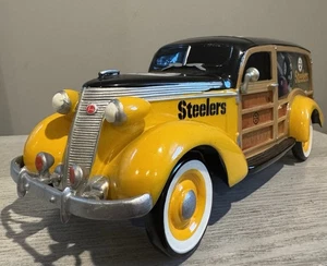 BRADFORD EXCHANGE PITTSBURGH STEELERS 1937 WOODY WAGON/WAGONEER MINT CONDITION - Picture 1 of 9