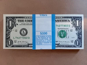 One(1) NEW Dollar Bill 2017 UNCIRCULATED $1 San Francisco Money Note Consecutive - Picture 1 of 1