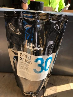 Loreal Blond Studio 30 Vol Developer - image 1 of 3