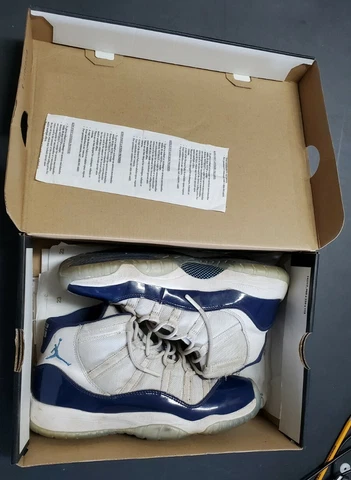 Air Jordans 11 Shoes Retro BG Win Like '82 7Y 378038-123 UNIVERSITY BLUE 7 Y Cover