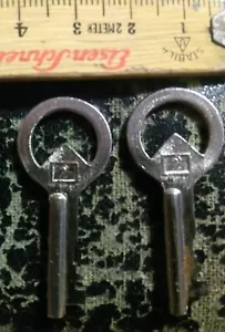 2 x STUV gleiche Schlüssel aus den 1950er Super Zustand mit Kennung 2 - Bild 1 von 4