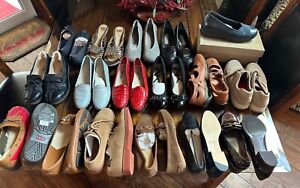 Lot of 17 pair womens shoes size 7.5-8.5 Michael Kors Coach UGG Trotters Klein