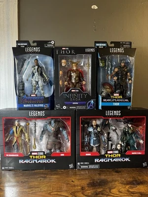MARVEL LEGENDS - Thor: Ragnarok, Hela, Korg, The Grandmaster, ODIN, Valkyrie Foto 1 de 4