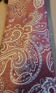 Madison Men’s Tie 100% Polyester Made In China Maroon Gray Paisley Belk NWT - Picture 1 of 6