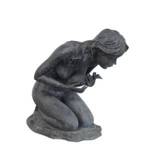 Wasserspeier Springbrunnen Wasserspiel kniende Frau aus Bronze L: 66 cm -11676- - Picture 1 of 6