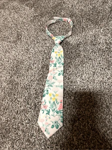 Janie and Jack boys floral neck tie size 2-5. C2-14 (2) - Picture 1 of 3