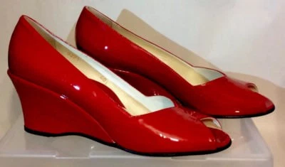 $495 TARYN ROSE DAERYN Italia Charol rojo Zapatos de tacón de cuña EUR 40.5 Foto 1 de 4