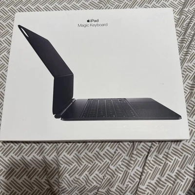 Apple - Magic Keyboard for iPad Pro 13-inch (M4 and M5) - Black Open Box - Image 1 of 4