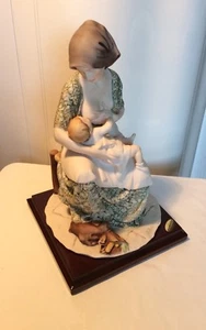 Giuseppe Armani Figurine " MATERNITY" # 237C - Picture 1 of 6