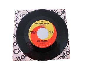 45 RECORD - GLEN CAMPBELL - THE UNIVERSAL SOLDIER - Picture 1 of 1
