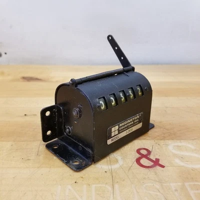 Contador de tiempos Redington 3-2835, 5 dígitos, mano derecha, reinicio interno superior Foto 1 de 4