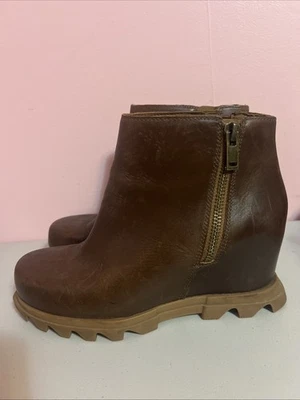 Sorel Joan Of Artic Wedge II Zipper Ankle Brown  Bootie Women’s Size 8.5 Leather - Image 1 of 4