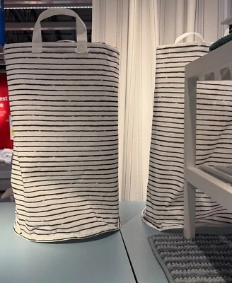 Bolsa dobrável Laundry KLUNKA listrada branca preta 16 galões 10364373 103.643.73 - Imagem 1 de 4