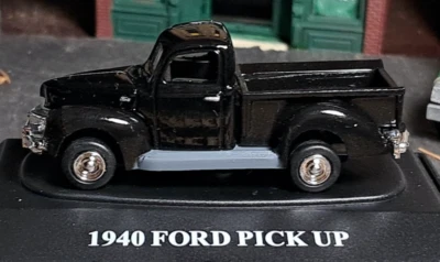 RTR Motor Max 1940 Ford Pick Up truck 1/87=HO BLACK BUILT For LAYOUT /DISPLAY - Image 1 of 4