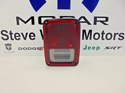 07-18 Jeep Wrangler Luz Trasera Lateral Derecha Lámpara Pasajero Fábrica Mopar Nuevo OEM Foto 1 de 3