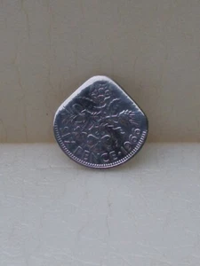 Genuine 1966 UK  Sixpence Coin Pick Electric Acoustic Guitar.*BRIAN MAY.*QUEEN* - Picture 1 of 2