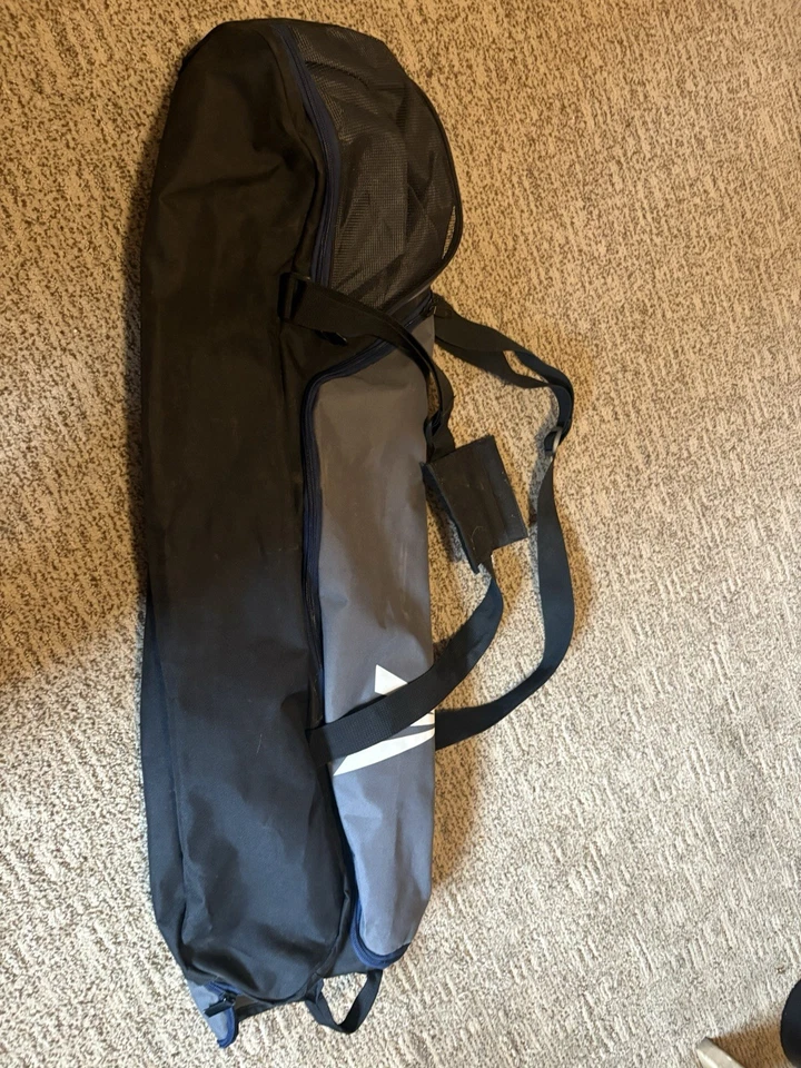 Bolsa de beisebol/softball Easton Duffle com gancho de cerca 34" de comprimento - Imagem 1 de 4