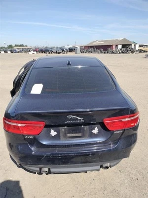 MONTAJE FARO DERECHO T4N17211 2017 JAGUAR XE Foto 1 de 4