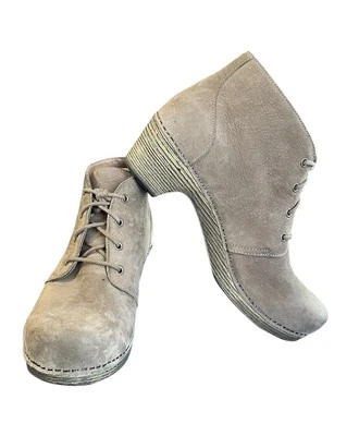 Dansko 'Meena' Lace-Up Bootie Ankle Leather Size 41 US 11/11.5 Tan EUC Suede - Image 1 of 4