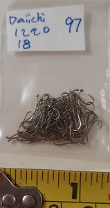 Ganchos para atar moscas secas 97 DAIICHI #1222 talla 18 código 11 - Imagen 1 de 2