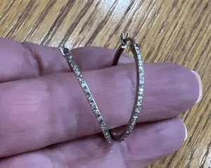 Pendientes de aro de plata de ley de 1,15" grabados brillantes detalles imitando diamantes - Imagen 1 de 10