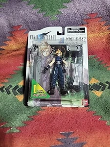Bandai Final Fantasy 7 Knight 4 in Action Figure Cloud Strife Anime Manga Gaming - Picture 1 of 6