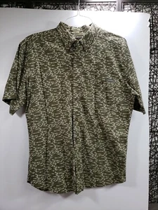 Woolrich Mens SZ LARGE Short Sleeve Button GREEN Mini Swordfish Shirt FISHING - Picture 1 of 8