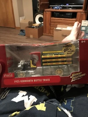 Limited Addition Johnny Lightning Ertl Bank 1925 Kenworth Bottl  Truck Coca-Cola - Image 1 of 4