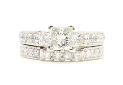 Juego de anillos de boda soldados PPF de oro de 14 quilates con diamantes redondos y princesa de 2,10 quilates 9,36 g Foto 1 de 4