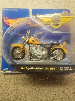 风火轮 2000 1/18 比例哈雷戴维森胖男孩完好卡片上。  — 第 1/4 张图片