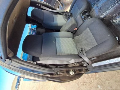 Passenger Front Seat Bucket And Bench Split Seat Fits 06-12 CANYON 1536838 - Image 1 of 4