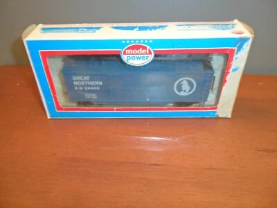 Unused MODEL POWER HO Scale 9002 GREAT NORTHERN Wooden Box Car - Image 1 of 4
