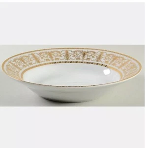 Vintage Soup Bowl Medici Highgate Manor 8" Coupe White w/Yellow Gold Scrolls Rim - Imagen 1 de 12