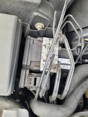 2006 JAGUAR XJ8L SPORT ABS ANTI-LOCK  PUMP MODULE ASSEMBLY OEM 5W93-2C405-AA - Image 1 of 4